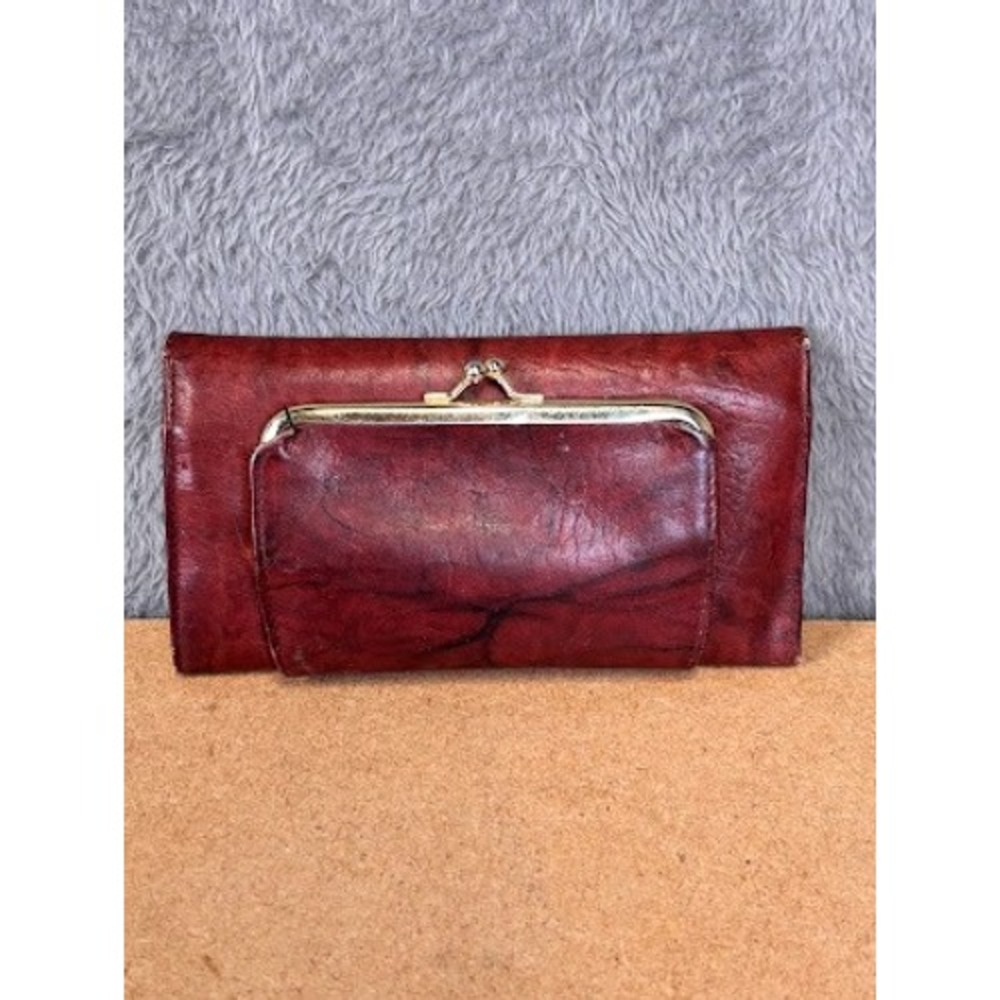 Buxton Vintage Burgundy Top Grain Cowhide Leather Kiss Lock Clutch Wallet
